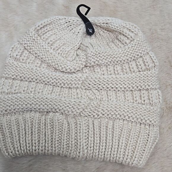 Luxury Divas Thick Slouchy Knit Oversized Beanie Cap Hat - NEW Beige - Picture 5 of 7